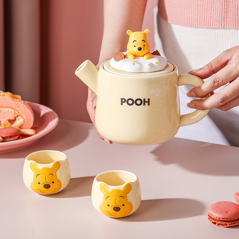 Disney Winnie the Pooh Tea Set Cute Bubble Tea Afternoon Tea Souvenir New High Temperature Resistant Filter Teapot