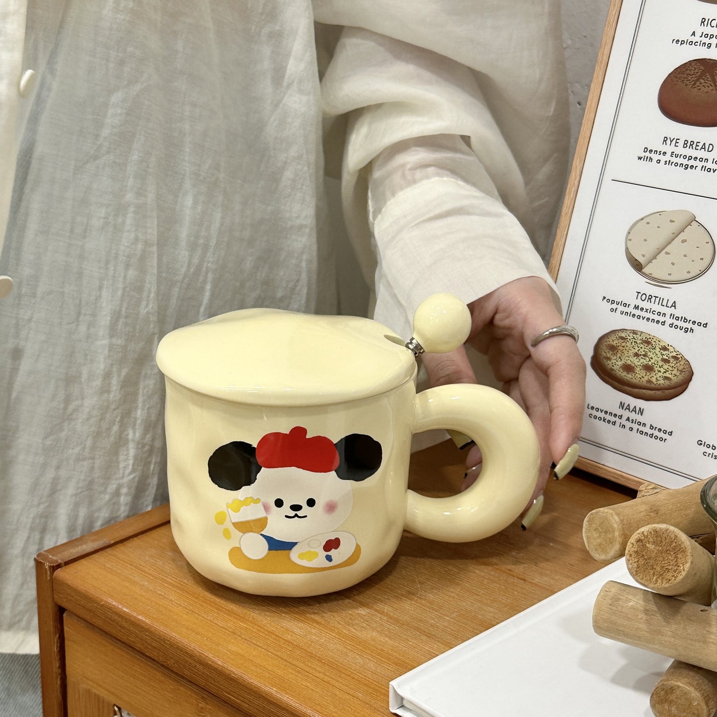 Mug with lid spoon cute bear high value water cup couple creative ceramic mug with logo opening event