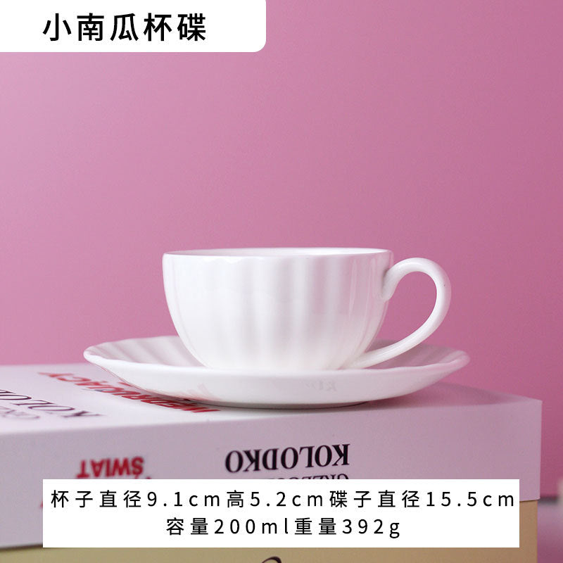 Cross-border European bone china coffee cup set, English afternoon tea set, personalized creative ceramic teacup latte cup