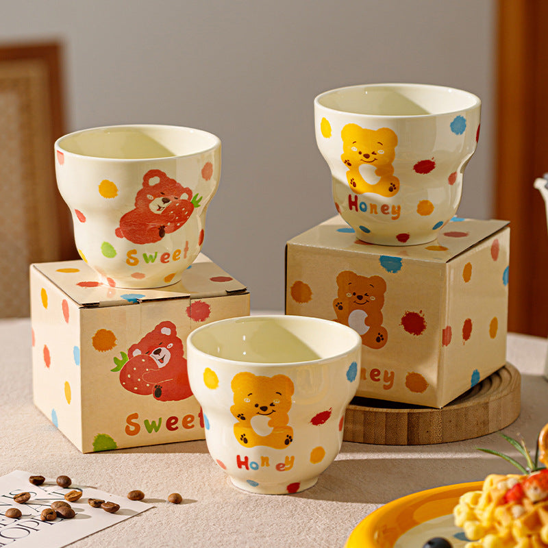 Cartoon bear ceramic mug household high temperature resistant mark water cup holding coffee cup high value latte cup couple cup
