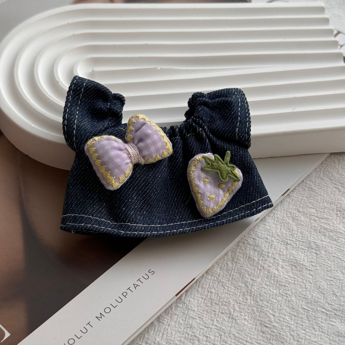 Rabu cloth doll skirt manufacturing, bear toys, sweatshirt accessories, doll costumes, skirts printed with LOGO